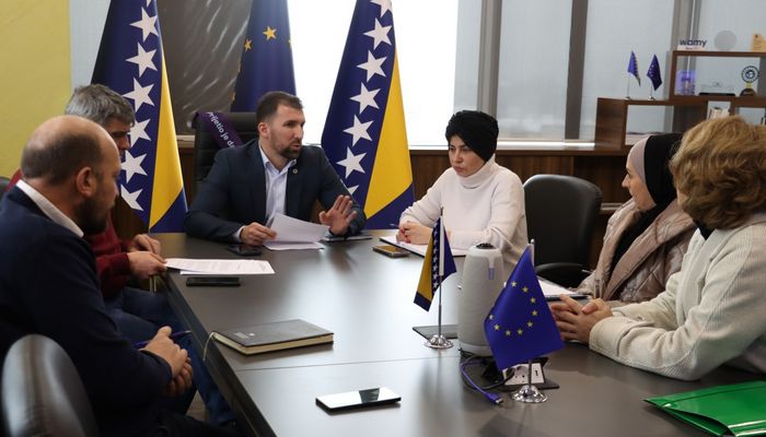 NAKNADE RODITELJA NJEGOVATELJA BIT ĆE 1.000 KM