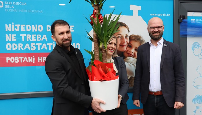 U TUZLI OTVOREN PRVI CENTAR ZA PODRŠKU HRANITELJSTVA U FEDERACIJI BIH
