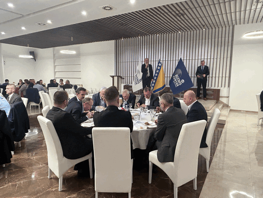 TEŠANJ: UDRUŽENJE PRIVREDNIKA ORGANIZIRALO 13.TRADICIONALNI IFTAR