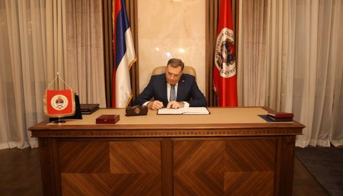 DODIK POTPISAO UKAZE O PROGLAŠENJU ČETIRI ZAKONA