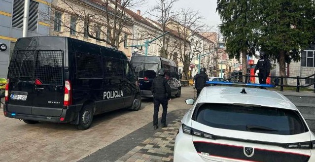 U SANSKOM MOSTU PRONAĐENA BEBA OD ČETIRI MJESECA, UHAPŠENI MAJKA I SIN