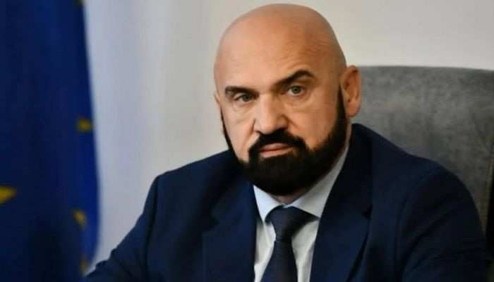 ISAK: MILORADE, DA POČENEMO OD ČINJENICA, TI NISI PRAVOSLAVAC – TI SI KRIMINALAC