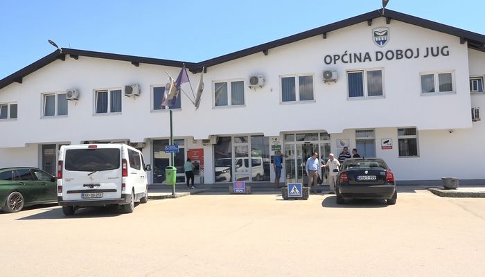 ISPITIVANJE VODE U VODOVODNOM SISTEMU DOBOJ JUGA