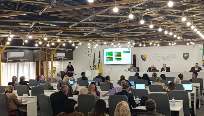 SKUPŠTINA ZDK USVOJILA GODIŠNJI IZVJEŠTAJ ZA 2024: POVEĆANJE PLATA, ULAGANJA U SPORT I OBRAZOVANJE
