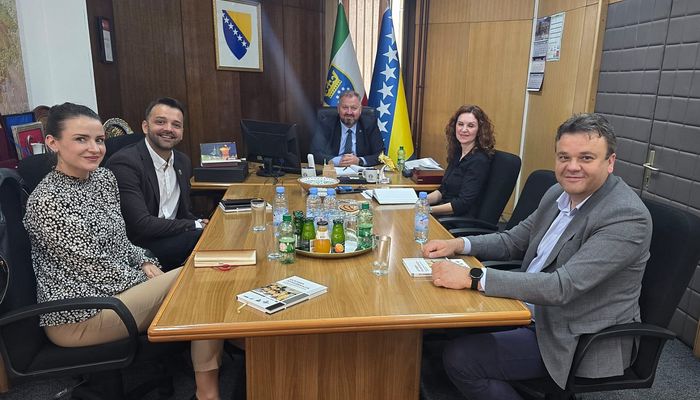 MINISTARSTVO PRIVREDE ZDK ODRŽALO SASTANAK S PREDSTAVNICIMA PROCREDIT BANK