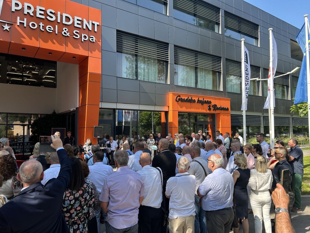 MAGLAJ: OTVOREN HOTEL VRIJEDAN PREKO 10 MILIONA KM S 40 RADNIH MJESTA!