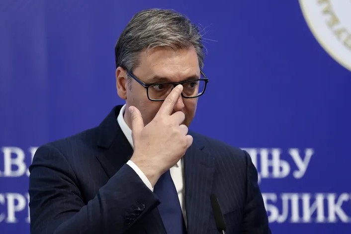 VUČIĆ OTVORIO AUTCESTU BEZ UPOTREBNE DOZVOLE