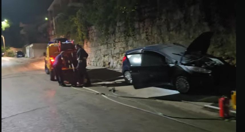Nebojši Vukanoviću, lideru Liste za pravdu i red, večeras je ponovo zapaljen automobil