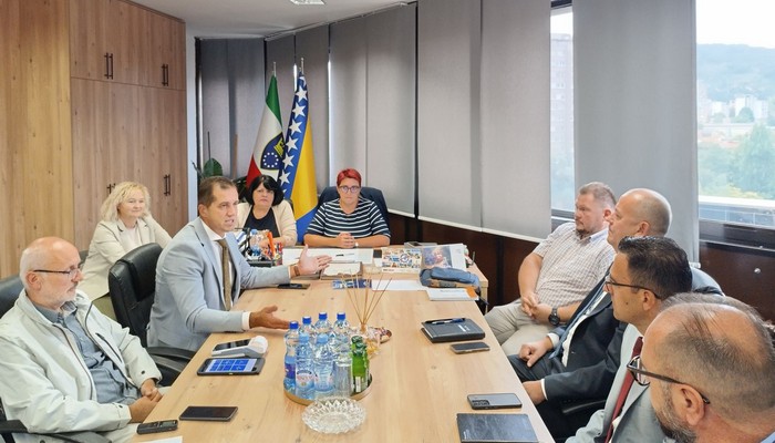 ZDK: PRVI U BIH OMOGUĆAVA KARTIČNO PLAĆANJE SAOBRAĆAJNIH KAZNI NA LICU MJESTA