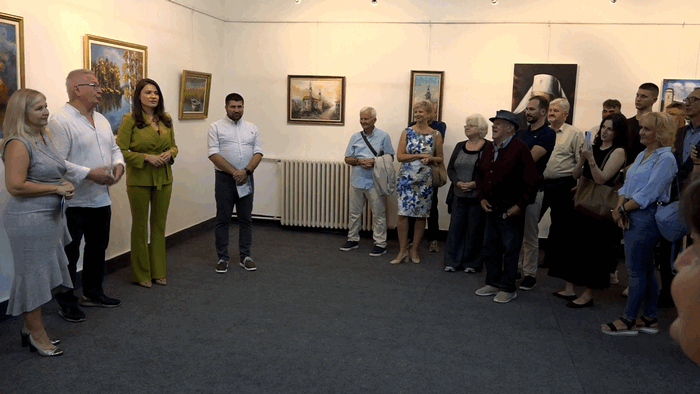 DOBOJ: IZLOŽBA SLIKA „GOVOR BOJE“ TIHOMIRA GLIGORIĆA