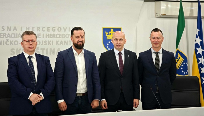 ZDK PRVI U FBIH PROVEO REFORMU NASTAVNIH PLANOVA I PROGRAMA ZA OSNOVNE ŠKOLE I GIMNAZIJE