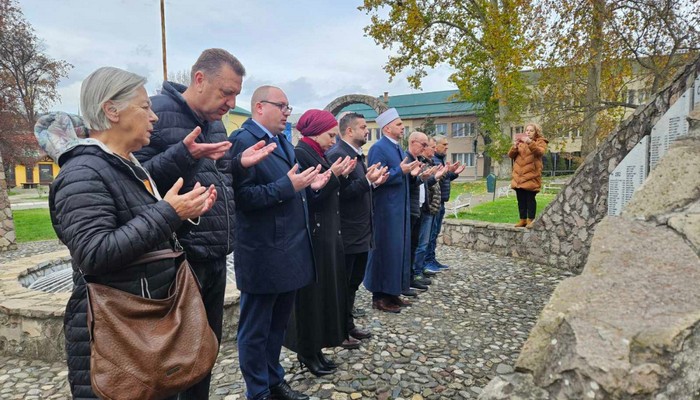 MINISTAR ADNAN SIROVICA NA GODIŠNJICI OSLOBODILAČKE AKCIJE SPAHIĆA GAJ: "NE SMIJEMO POTISNUTI U ZABORAV OVAKVE I SLIČNE AKCIJE NAŠIH HRABRIH SINOVA"