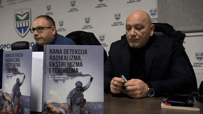 DOBOJ JUG: UZ PODRŠKU FEDERALNOG MINISTARSTVA ZA RAD I SOCIJALNU POLITIKU NASTAVLJEN PROJEKT „ZVUČNA KNJIGA“