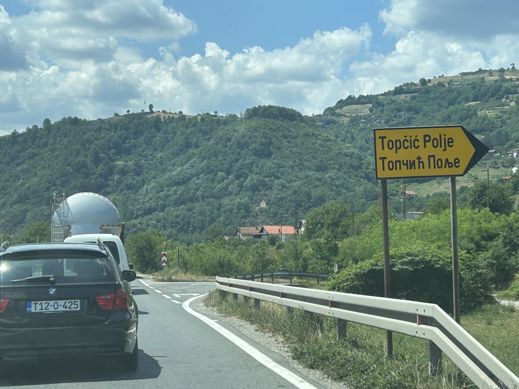 NA MAGISTRALNOM PUTU M-17 U SAOBRAĆAJNOJ NESREĆI JEDNA OSOBA JE SMRTNO STRADALA