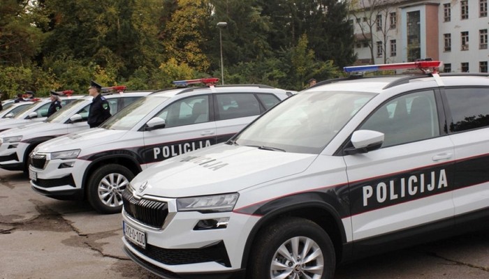 DOJAVA O POSTAVLJENIM EKSPLOZIVNIM NAPRAVAMA U OSNOVNIM I SREDNJIM ŠKOLAMA U TUZLANSKOM KANTONU