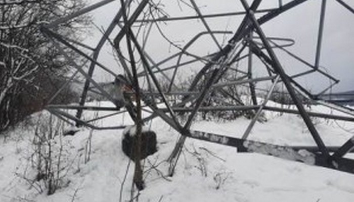 BEZ ELEKTRIČNE ENERGIJE JE TRENUTNO OKO 15 HILJADA POTROŠAČA