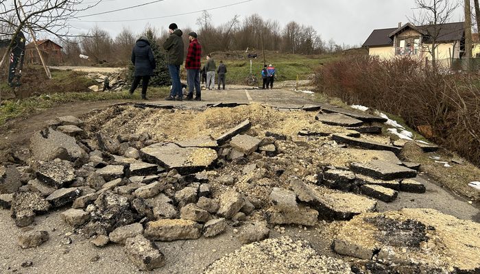 MINISTAR ŠABANI ORGANIZOVAO SASTANAK: ČENGIZ I JP "ACFBIH" DO 1. FEBRUARA ROK ZA RJEŠAVANJE PROBLEMA KLIZIŠTA U MLADOŠEVICI - NOVI ŠEHER