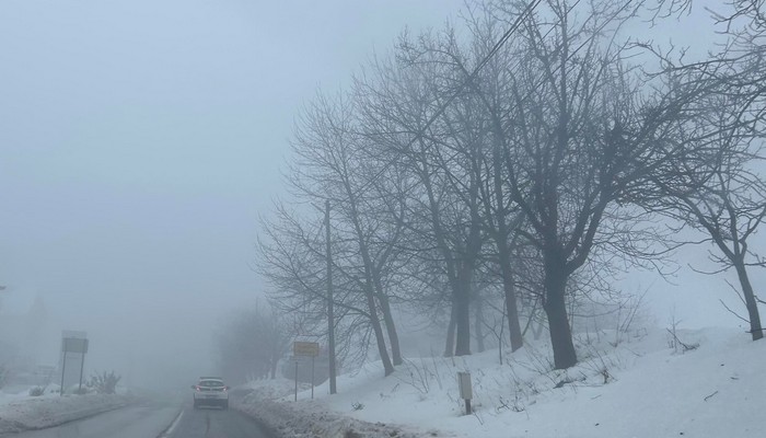 ZDK: ZBOG NISKIH TEMPERATURA SAOBRAĆA SE OTEŽANO, U VUKOVU I JELAHU INTERVENISALA JE VATROGASNA SLUŽBA