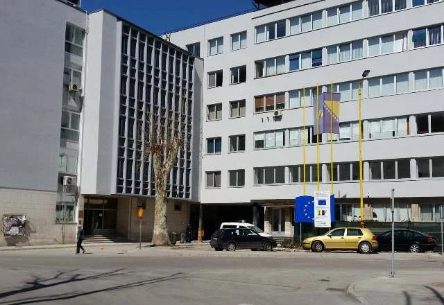 TRI OSOBE IZ GRADAČCA OSUĐENE NA UKUPNO 25 GODINA ZATVORA ZA ISKORIŠTAVANJE DJECE