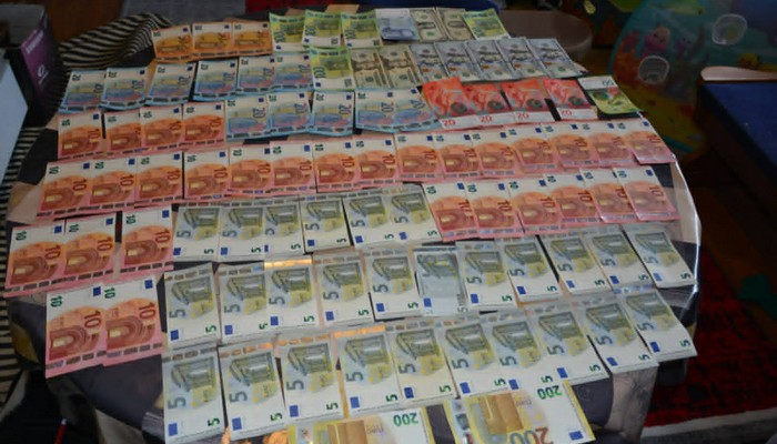 U OPERATIVNOJ AKCIJI "HIDDEN" PRONAĐENA DROGA I NOVAC