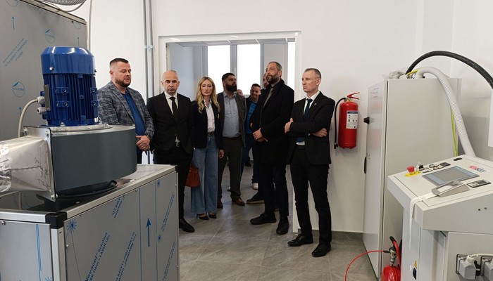KANTONALNA BOLNICA ZENICA DOBILA NOVO POSTROJENJE ZA INFEKTIVNI OTPAD