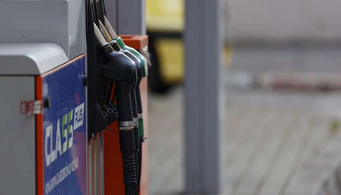 RAST CIJENA GORIVA U FBIH: DIZEL I BENZIN SKUPLJI ZA 0,02 KM