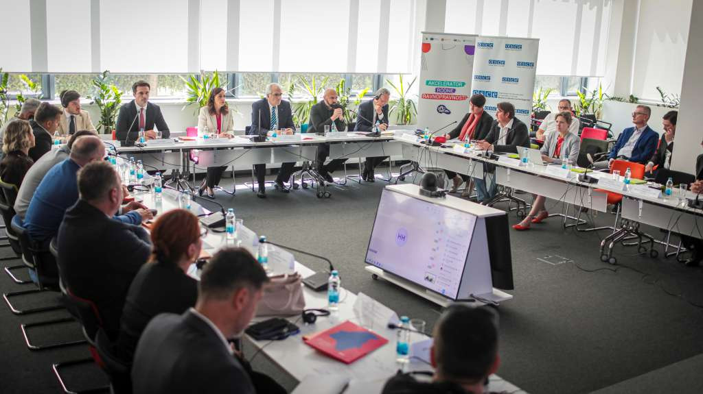 JAČANJE ZAŠTITE ŽRTAVA NASILJA PUTEM ELEKTRONSKOG NADZORA U FBiH