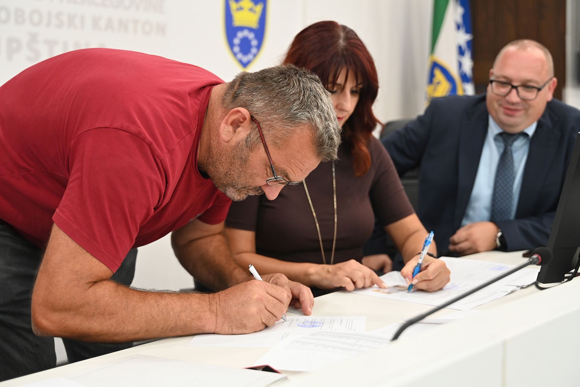 MINISTARSTVO ZA BORAČKA PITANJA ZDK  POTPISALO UGOVORE SA 94 KORISNIKA PROGRAMA "BIZNIS PLUS"