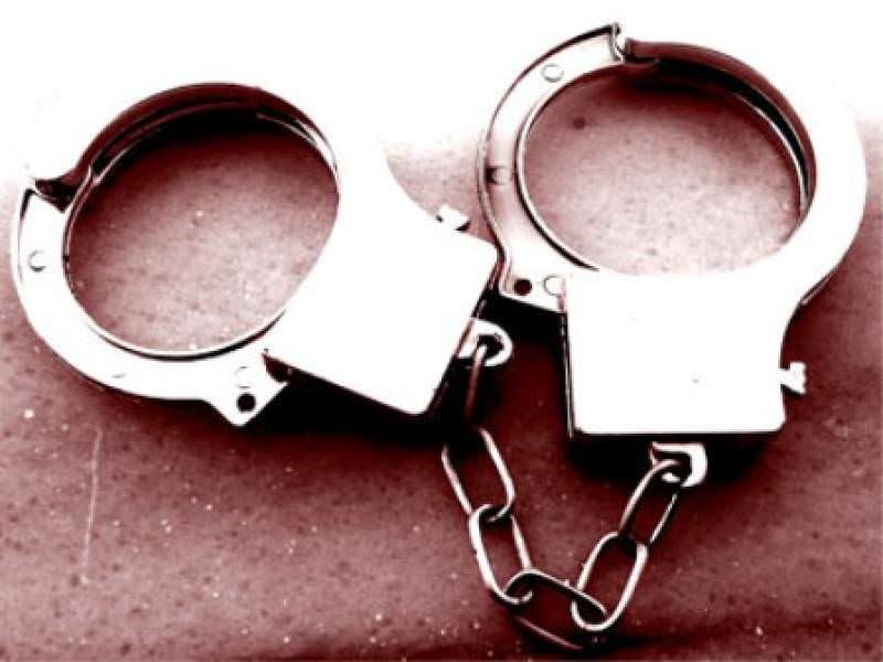 DVA VOZAČA UHAPŠENA ZBOG DAVANJA MITA POLICAJCIMA U DERVENTI I DOBOJU