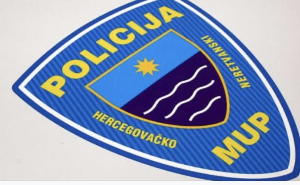 MASKIRANI RAZBOJNICI OPPLJAČKALI BANKU U MOSTARU: ZAŠTITARIMA OTELI NOVAC UZ PRIJETNJU ORUŽJEM