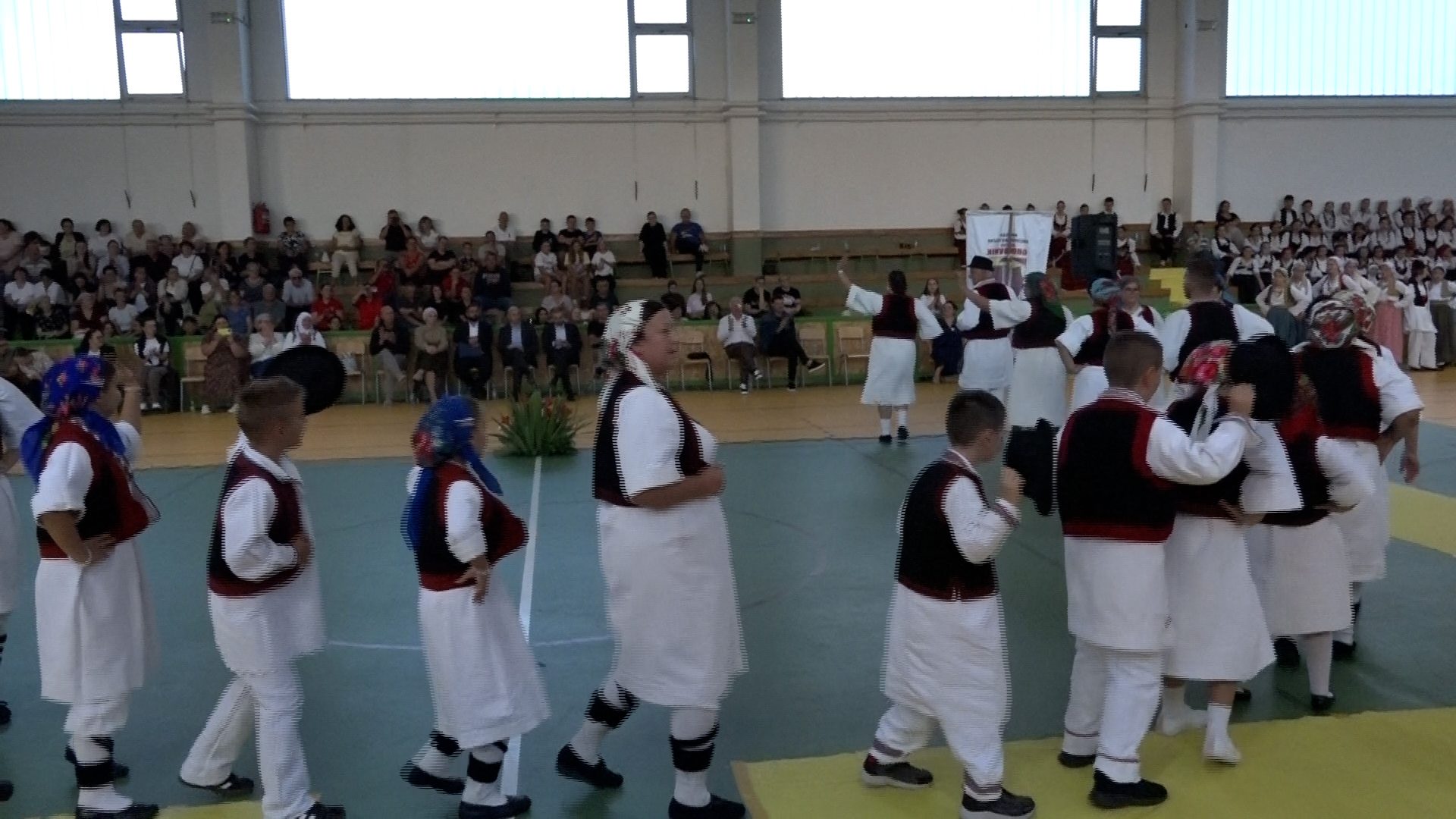 MAGLAJ: HRVATI, BOŠNJACI I SRBI IGROM I PJESMOM POKAZALI DA MOŽEMO ZAJEDNO