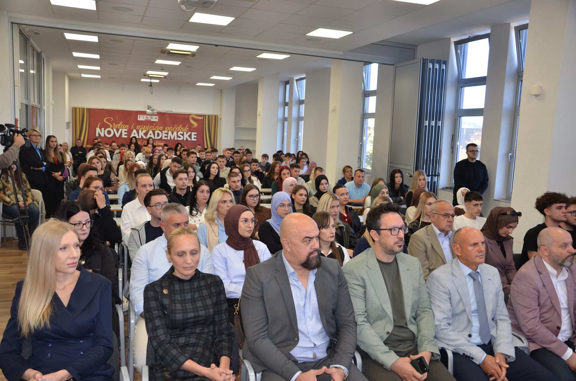 SVEČANI POČETAK AKADEMSKE 2026/2027. NA UNIVERZITETU FINRA TUZLASVEČANI POČETAK AKADEMSKE 2026/2027. NA UNIVERZITETU FINRA TUZLA