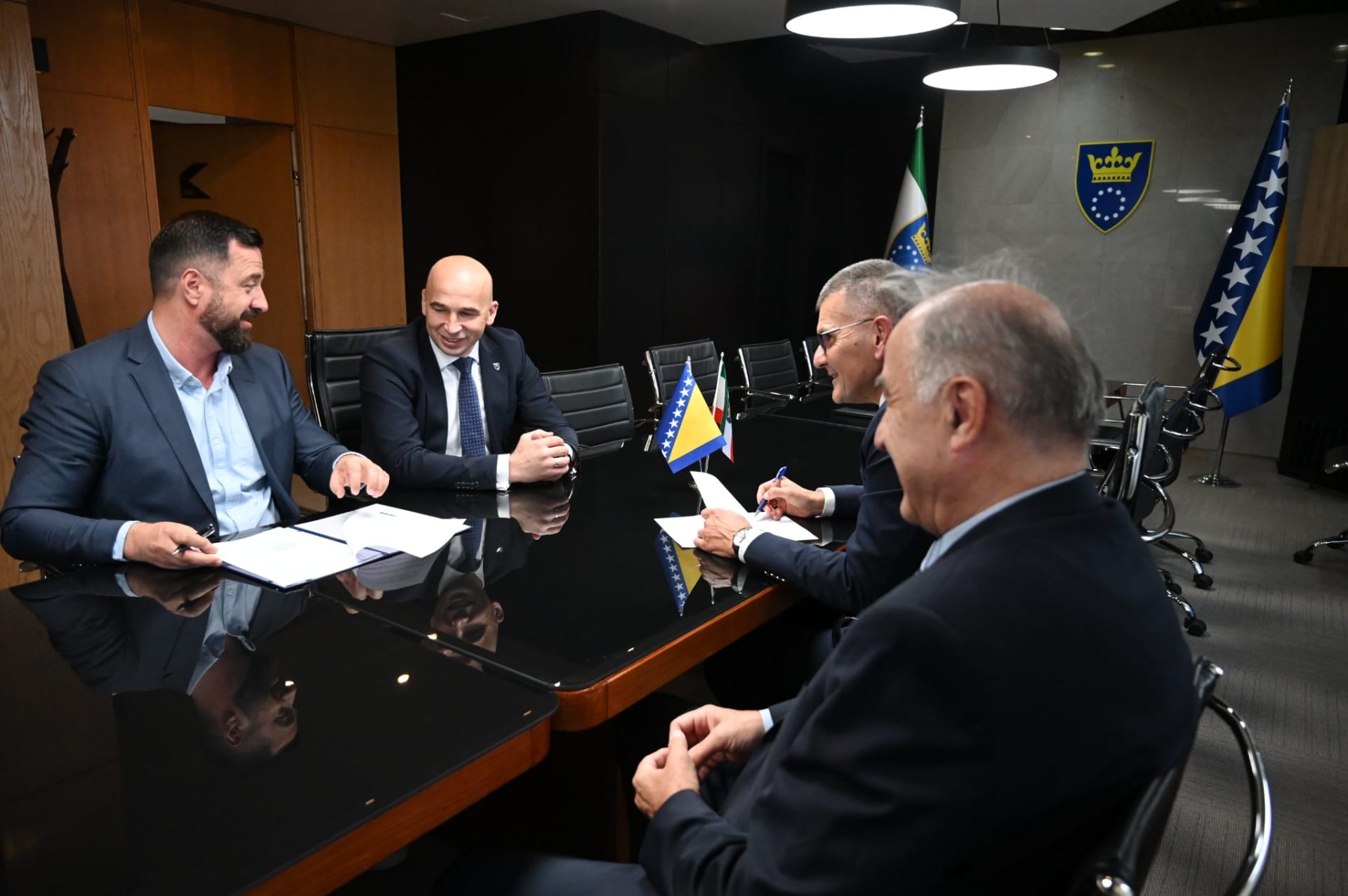 Potpisan sporazum za glavni projekat Nacionalnog stadiona: Vlada  ZDK osigurala 600.000 KM