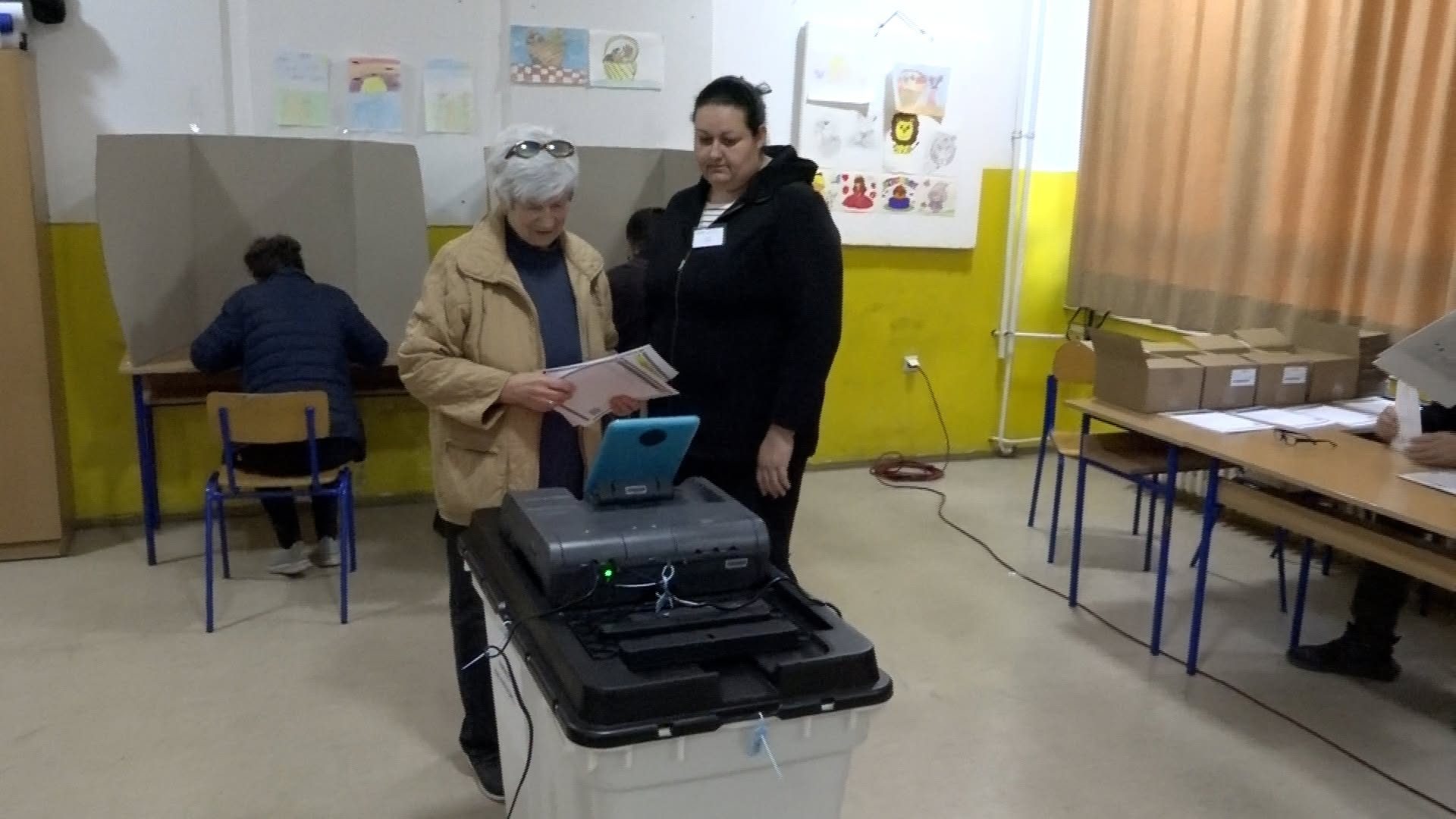 SDA UVJERLJIVO VODI: ZA ZDK SMAJIĆ I ČAJIĆ ISPRED PAŠIĆA, FBiH:  HUSKIĆ BOLJI OD SUBAŠIĆA I HANDŽIĆA, A ZA PARLAMENT BiH SEJDINOVIĆ BOLJE STOJI OD SALKIČEVIĆ-DIZDAREVIĆ I MEHMEDOVIĆA