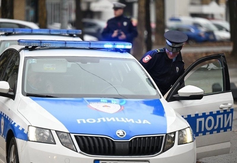 U DOBOJU ODUZETI DROGA I MUNICIJA, JEDNO LICE LIŠENO SLOBODE