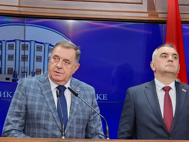 Dodik: Neće biti poskupljenja struje u RS
