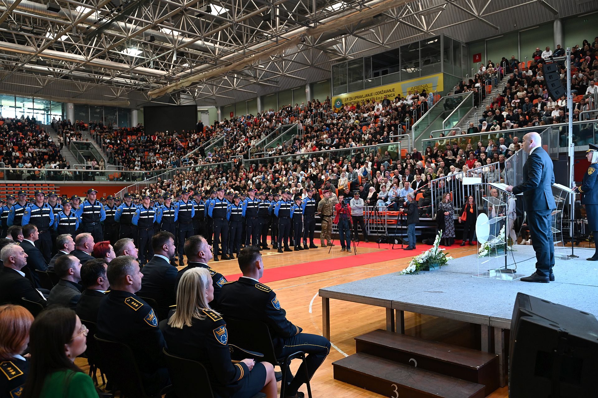 Policija ZDK jača za 182 nova službenika: Premijer Pivić poručio da  je povjerenje građana najveća snaga policije