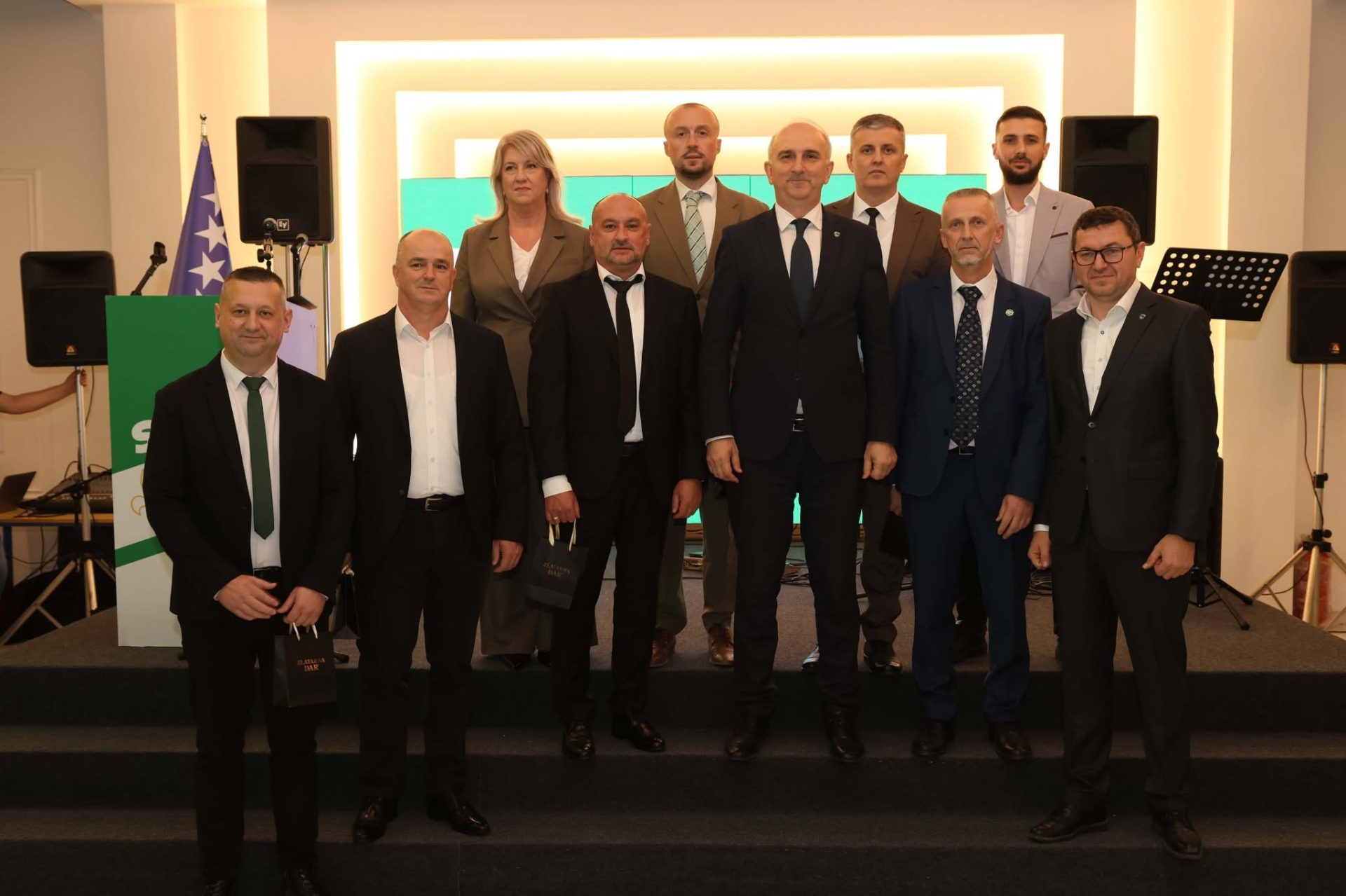 SDA Tešanj proslavila izbornu pobjedu