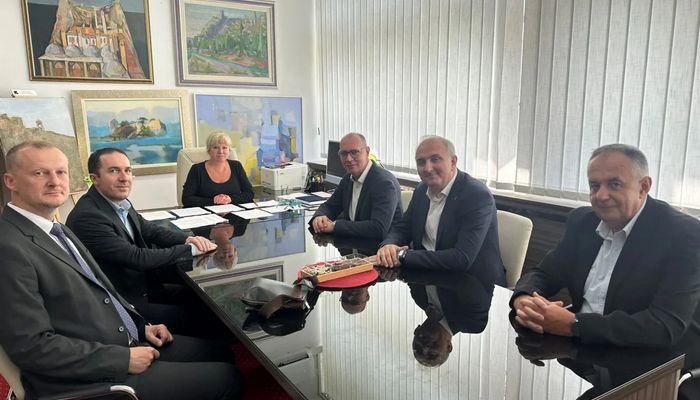 DOBOJ JUG: SREDSTVA ZA REKONSTRUKCIJU DOMA KULTURE MRAVIĆI DOBOJ JUG: SREDSTVA ZA REKONSTRUKCIJU DOMA KULTURE MRAVIĆI