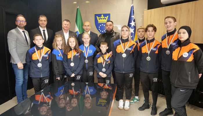 PREMIJER PIVIĆ UPRILIČIO PRIJEM ZA ČLANOVE TKD KLUBA „BOSNA – RUDAR“ IZ VISOKOG