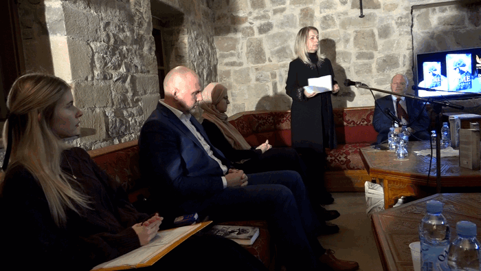 MAGLAJ: PROMOVIRAN ANTIRATNI ROMAN ENESA KARIĆA „ZIME ZARUČNICE“