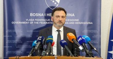 MINISTAR TRGOVINE NAJAVIO MOGUĆE POSKUPLJENJE GORIVA