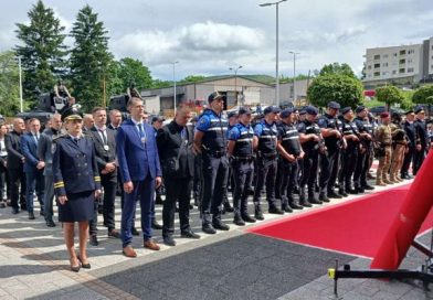 “Zlatna policijska značka” za Dan policije ZDK-a posthumno dodijeljena i specijalcu Vlatku Popovu