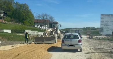 GUŽVE NA CESTAMA I GRANIČNIM PRELAZIMA: EVO GDJE SU AKTUELNE OBUSTAVE I RADOVI